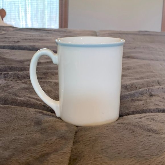 VINTAGE CORELLE WINDFLOWER 4 PC PLACE SETTING,DINNER,LUNCHEON,SOUP/SALAD,CUP/MUG - Picture 5 of 5